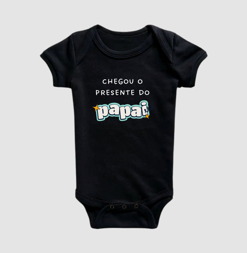 Chegou o presente do papai