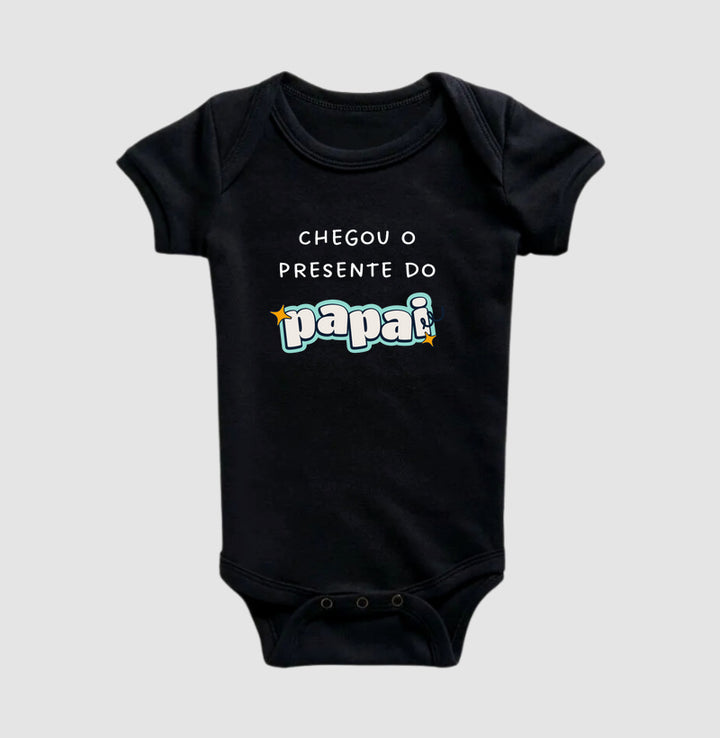 Chegou o presente do papai