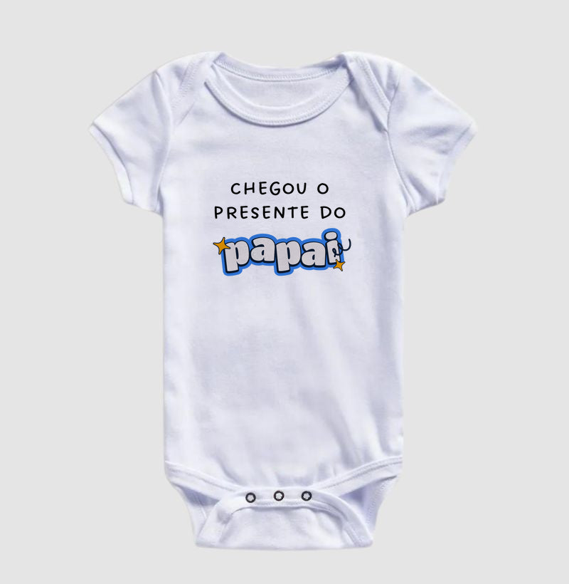 Chegou o presente do papai