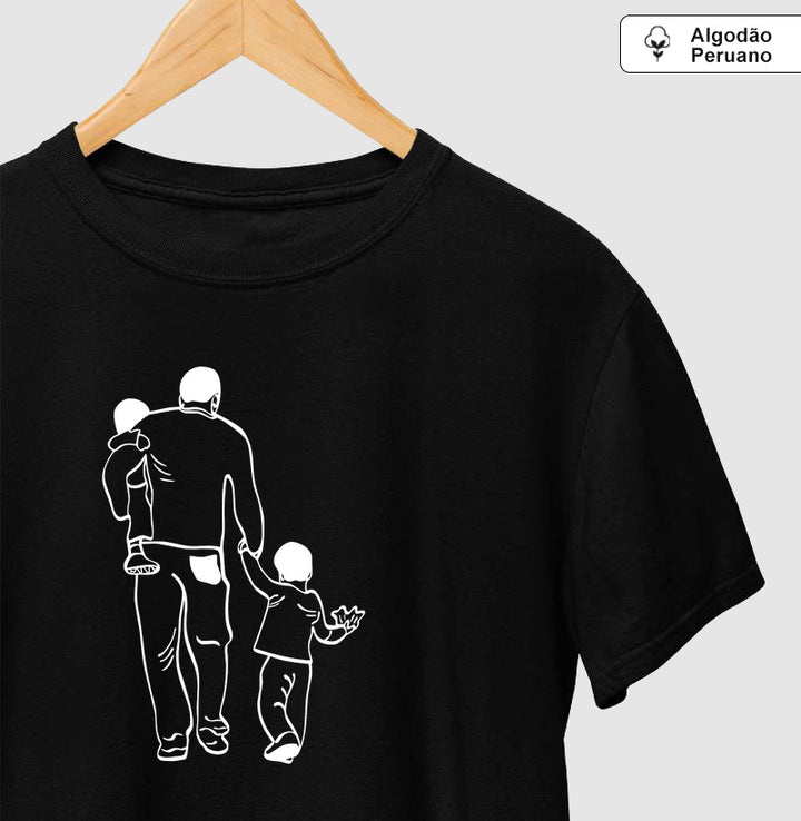 Pai com 2 filhos meninos: um de colo e um maior - Personalizada