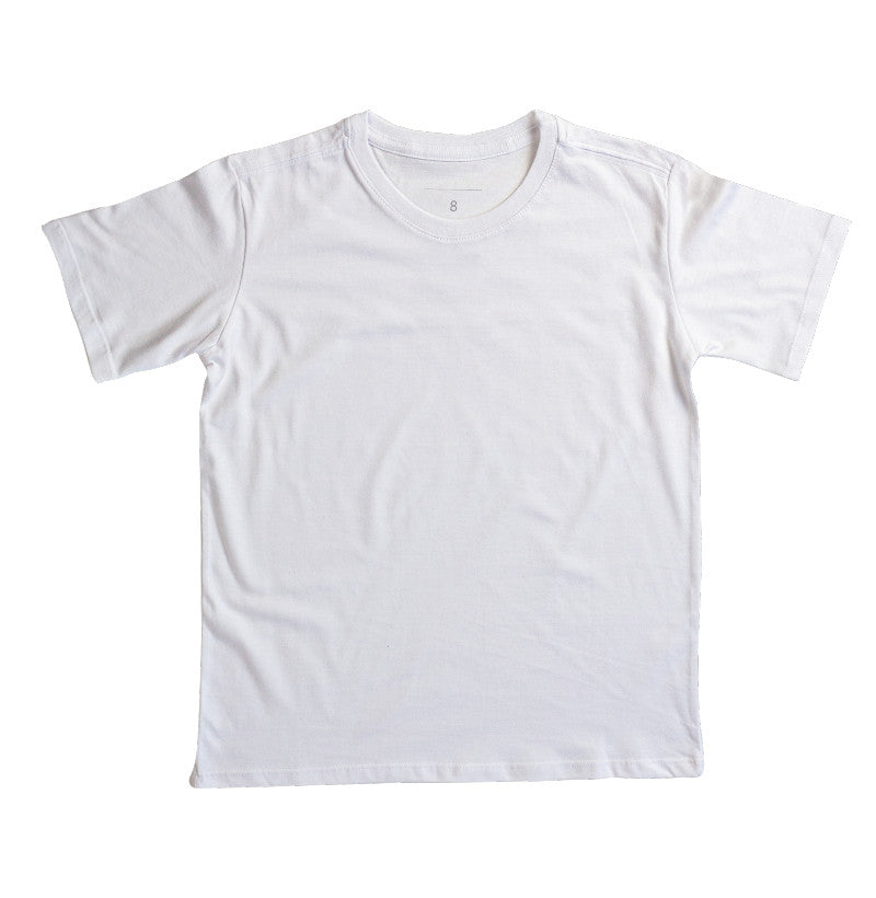 Camiseta infantil sem estampa
