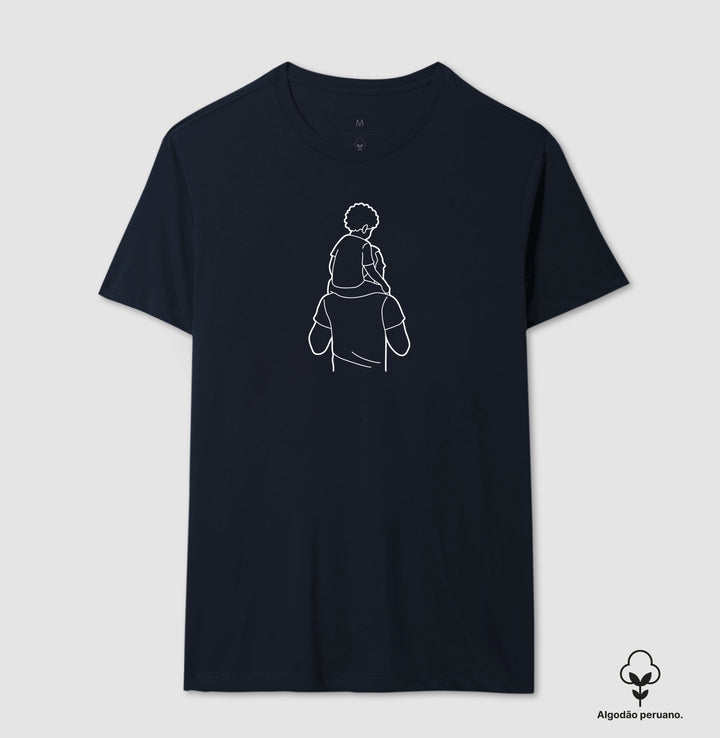 Pai com 1 filho menino de cabelo cacheado